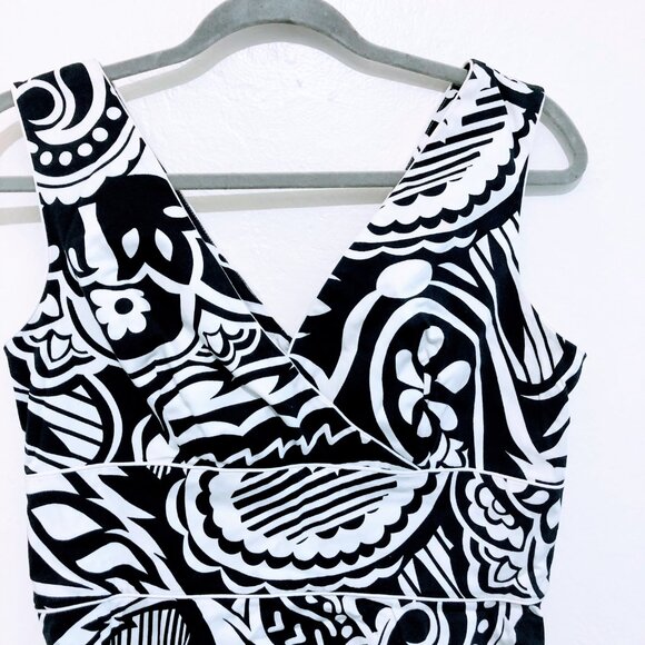 Women's Amanda Smith Sleeveless Black & White Back Zipper V-Neck Size 6 - Picture 2 of 15